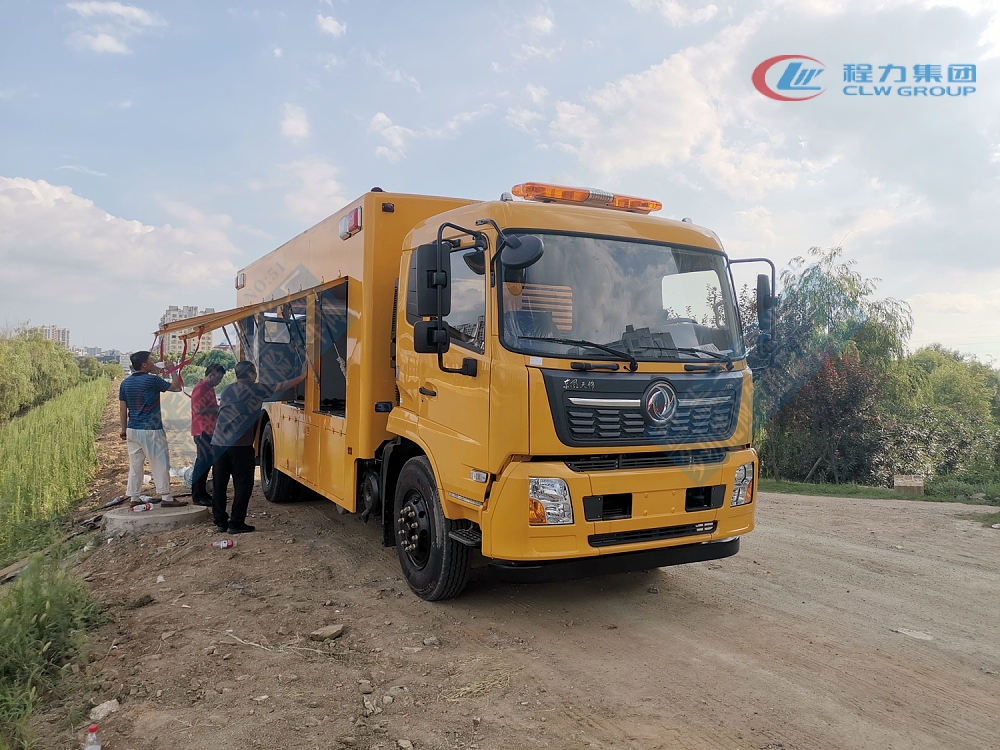 東風(fēng)天錦大流量排水搶險(xiǎn)車(chē)[3000-4000m3/h]