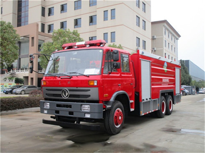 東風(fēng)12-14噸后雙橋水罐消防車