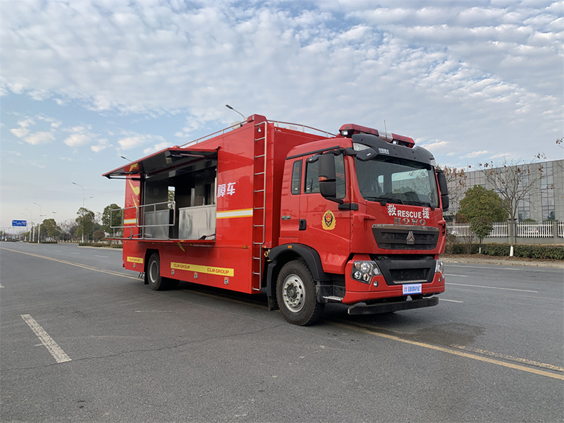 重汽炊事車雙側(cè)可擴展